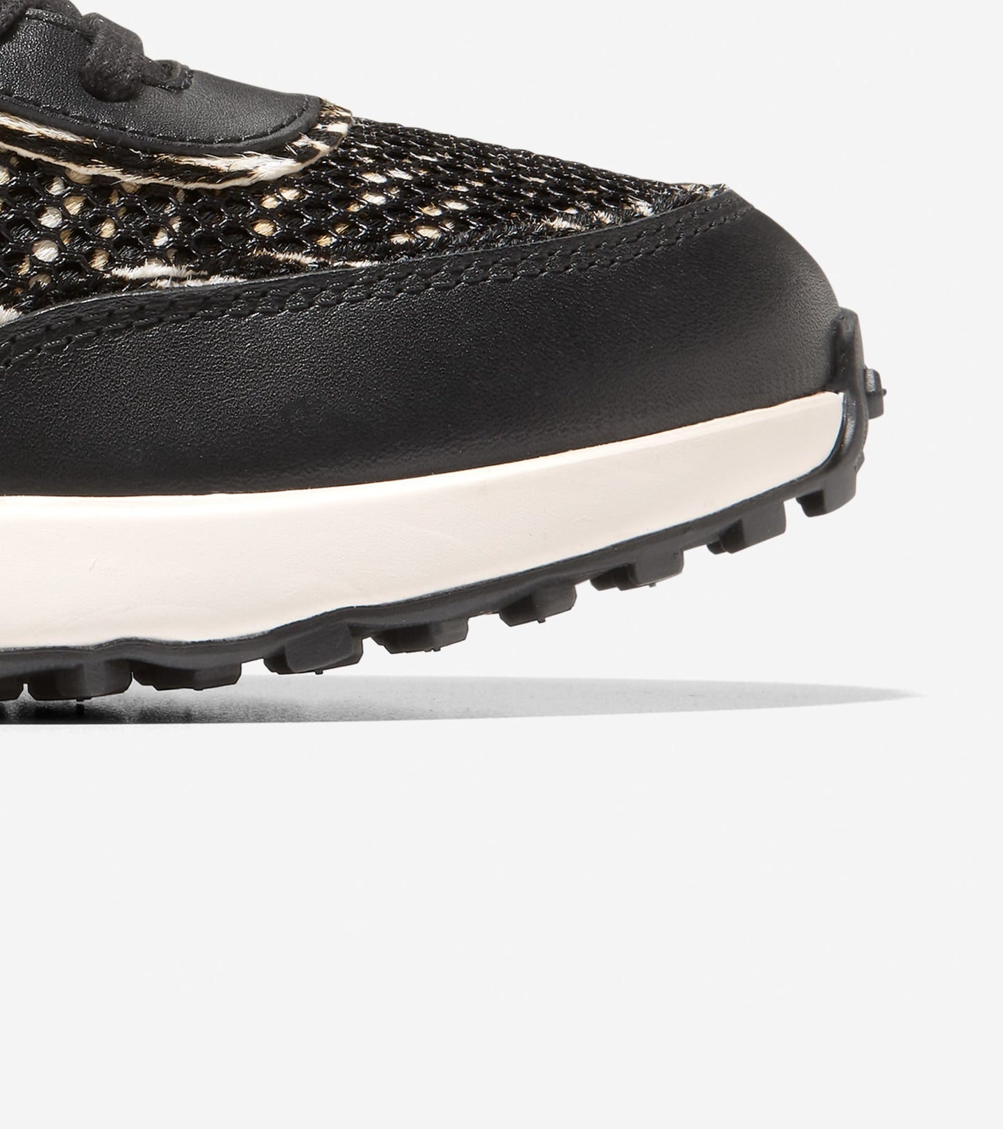 W29767:BLACK/SAFARI PRINT/IVORY