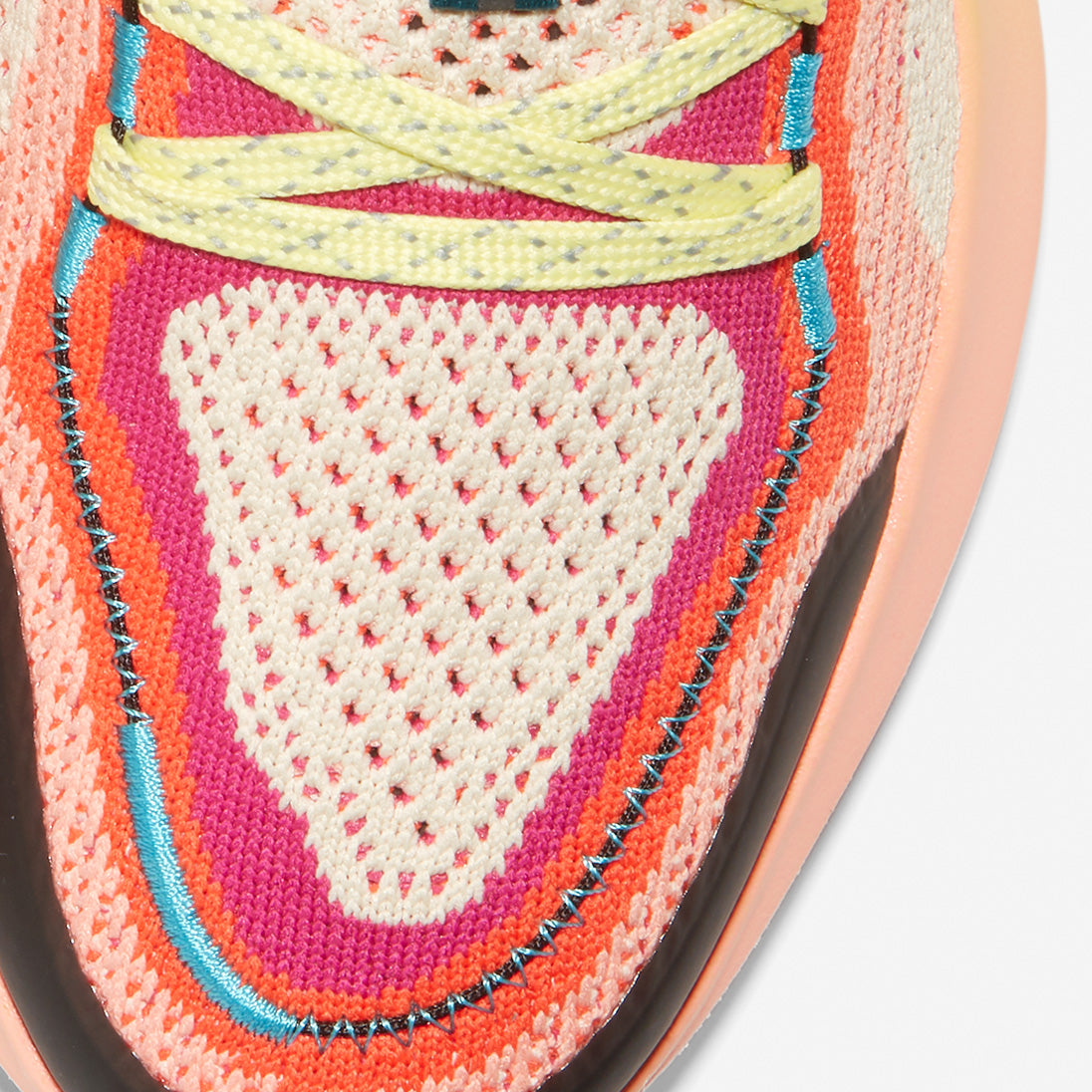 feature3 Tenis Women's ZERØGRAND Outpace 2 SL Running Shoe | Cole Haan Colombia