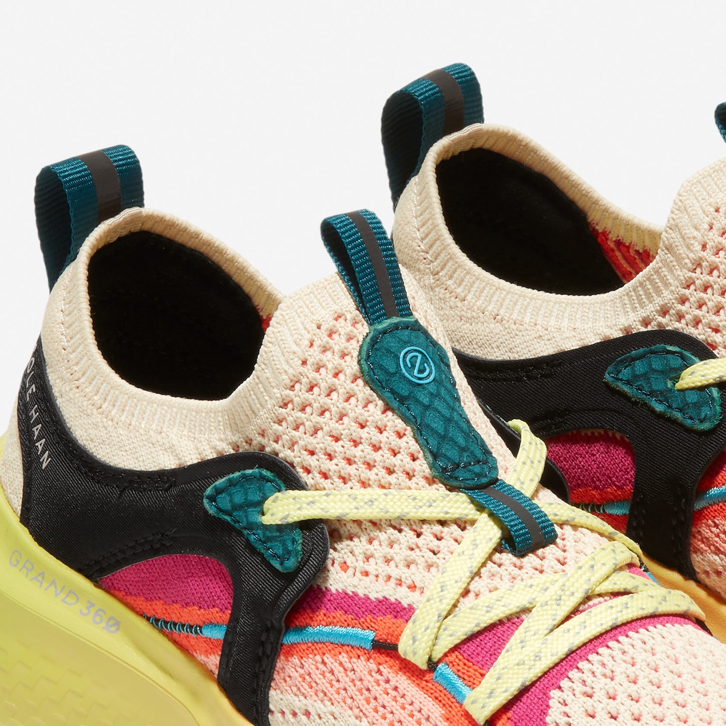 feature2 Tenis Women's ZERØGRAND Outpace 2 SL Running Shoe | Cole Haan Colombia