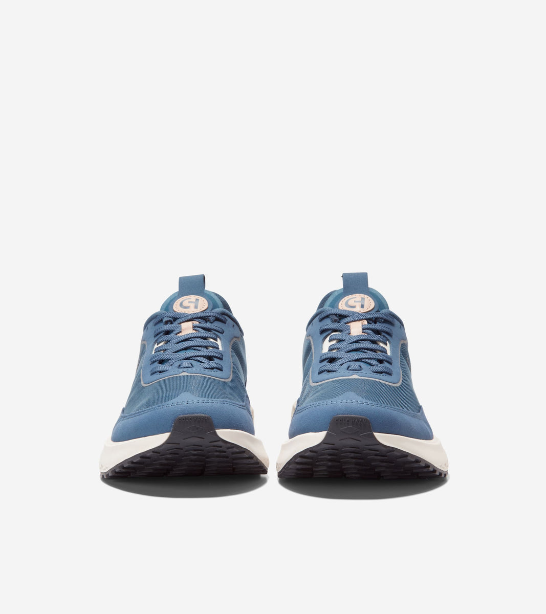 C37191:ENSIGN BLUE/IVORY Tenis ZERØGRAND Outpace 3 Running Shoe Hombre | Cole Haan Colombia