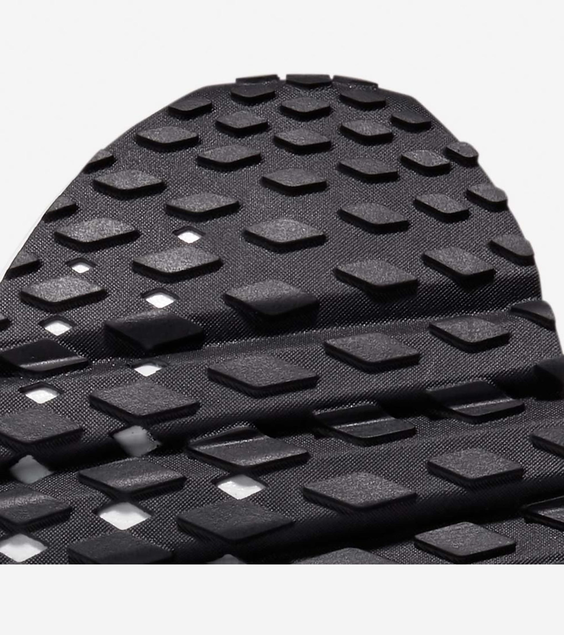 C37360:BLACK/GRAY PINSTRIPE/OPTIC WHITE Tenis Men's 5.ZERØGRAND Embrostitch Running Shoe | Cole Haan Colombia